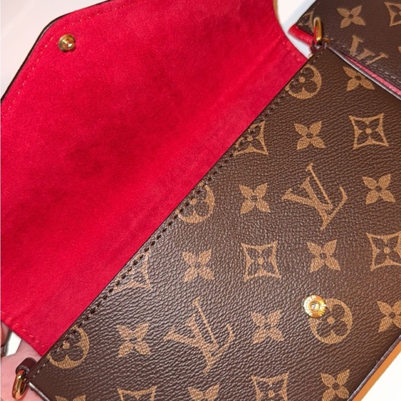 Louis Vuitton Brown Monogram Women's Bag - Picture 7 of 8